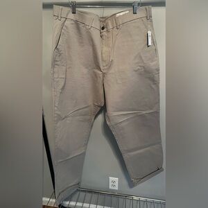Gap khaki